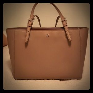 Tory burch purse tote